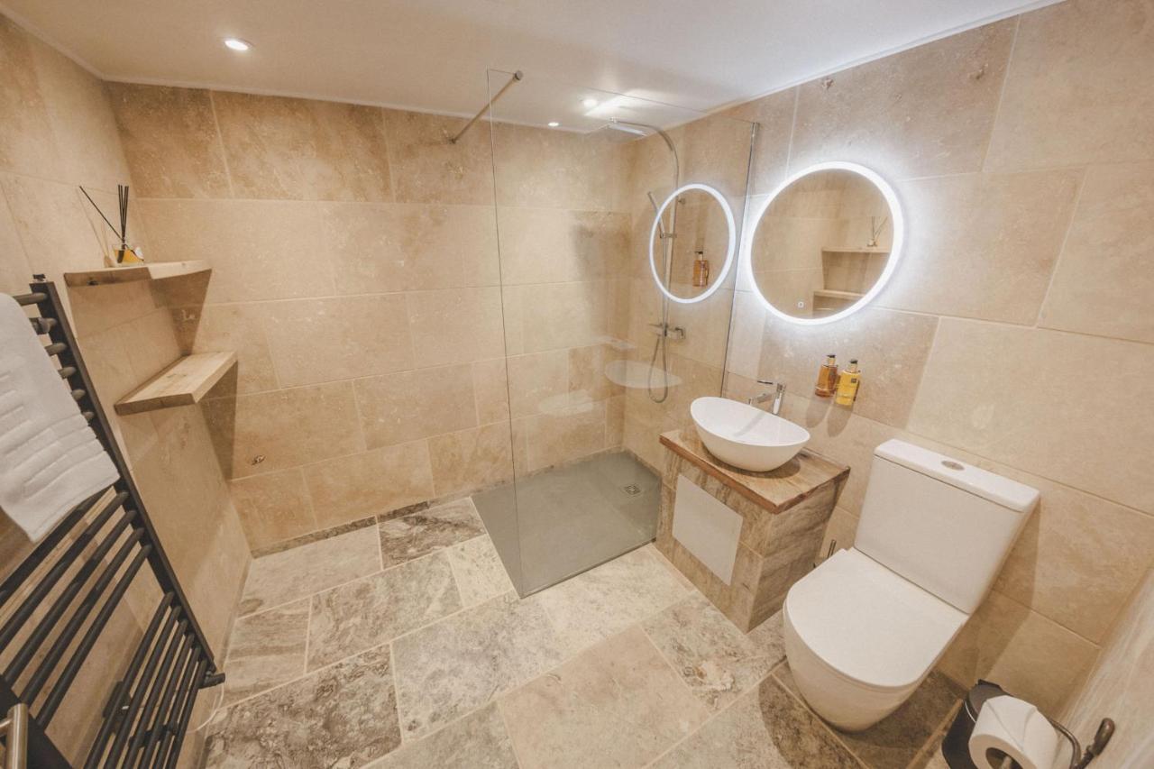 Trading Boundaries Hotel Uckfield Exterior photo
